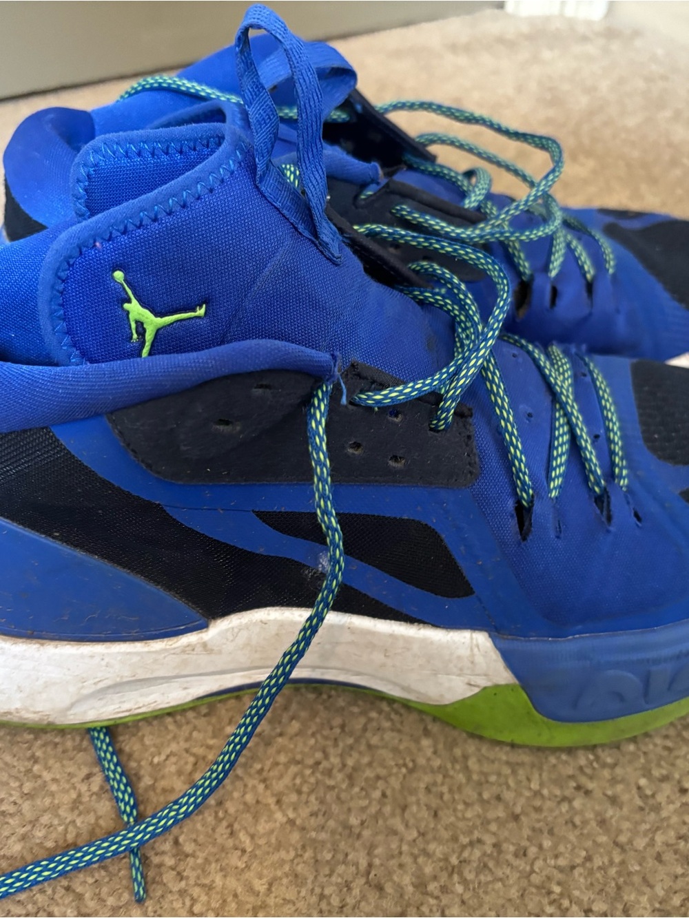 Jordan men’s shoes sneakers size 12 - Picture 3 of 11